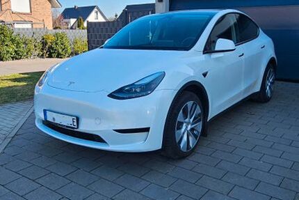 Tesla Model Y 55.000 km 32.800 &euro; Oelde 59302