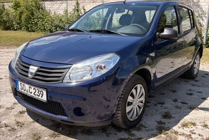Dacia Sandero 144.365 km 2.000 &euro; Soest 59494