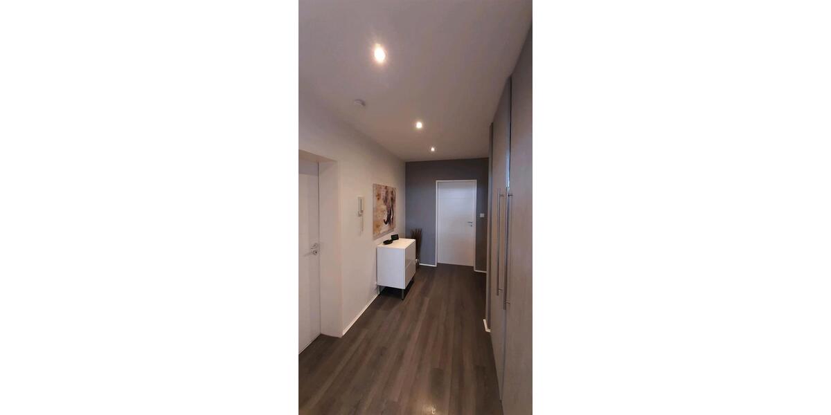 Dachgeschoßwohnung Lippstadt Overhagen - 3 Zimmer, 82 m&sup2;, 986&euro; | Angebot:25968672