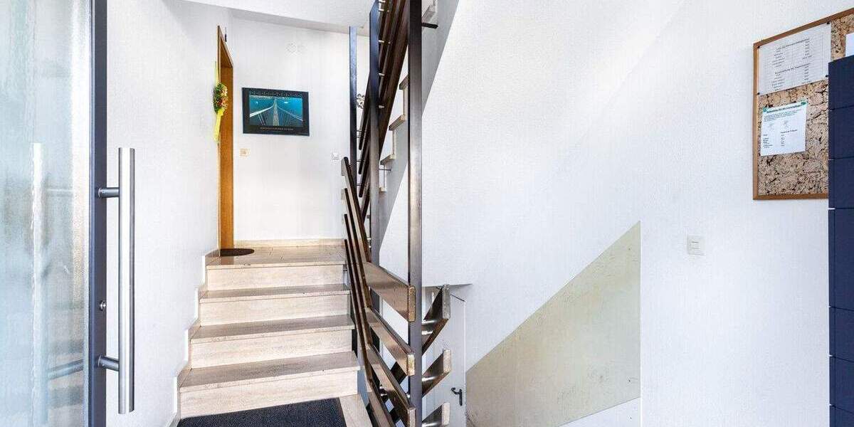 Etagenwohnung Gütersloh Innenstadt - 3 Zimmer, 87 m&sup2;, 179.000&euro; | Angebot:25679058