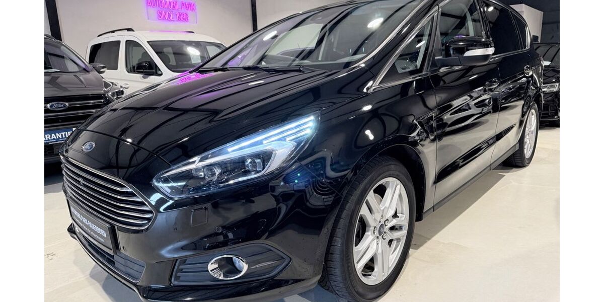 Ford S-Max 156.989 km 15.690 &euro; Paderborn 33102