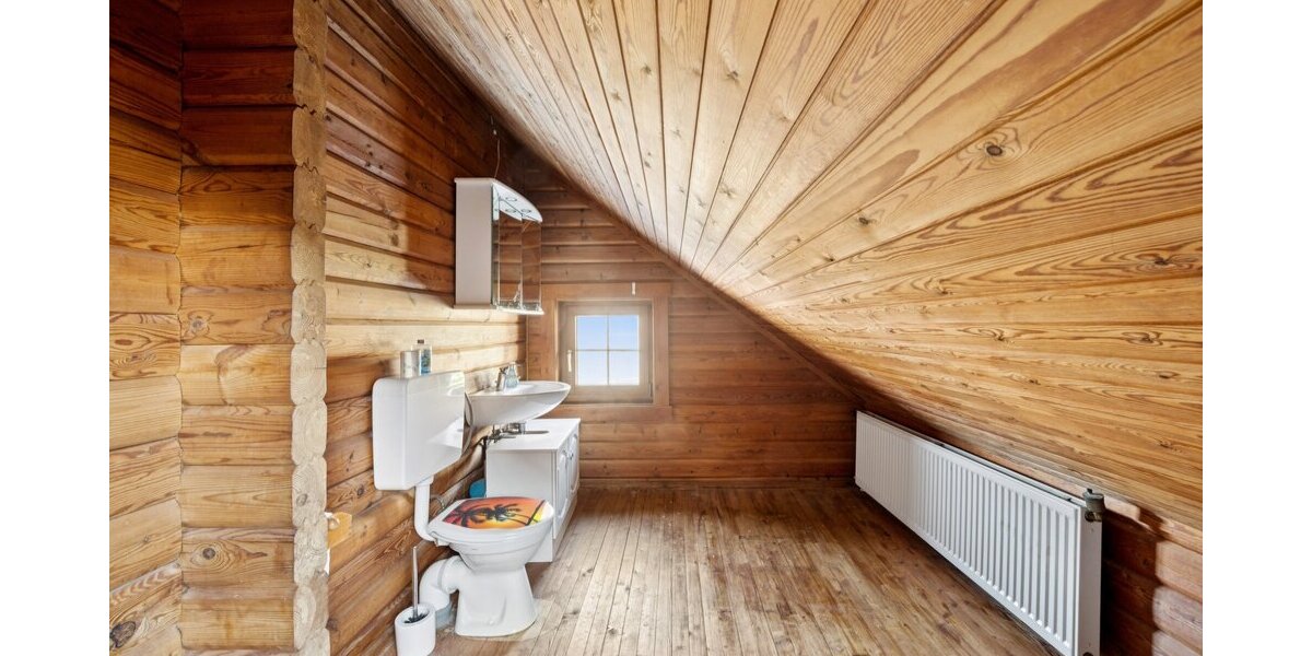 ? Charmantes Blockbohlenhaus in traumhafter Höhenlage von Warstein-Hirschberg - Einfamilienhaus Warstein | Angebot:25232863