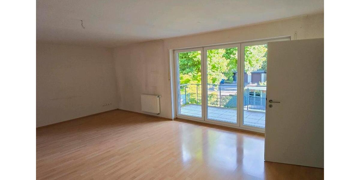 Etagenwohnung Gütersloh - 3 Zimmer, 117 m&sup2;, 1.200&euro; | Angebot:25865891