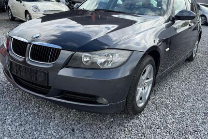 BMW 318 195.000 km 2.499 &euro; Paderborn 33100