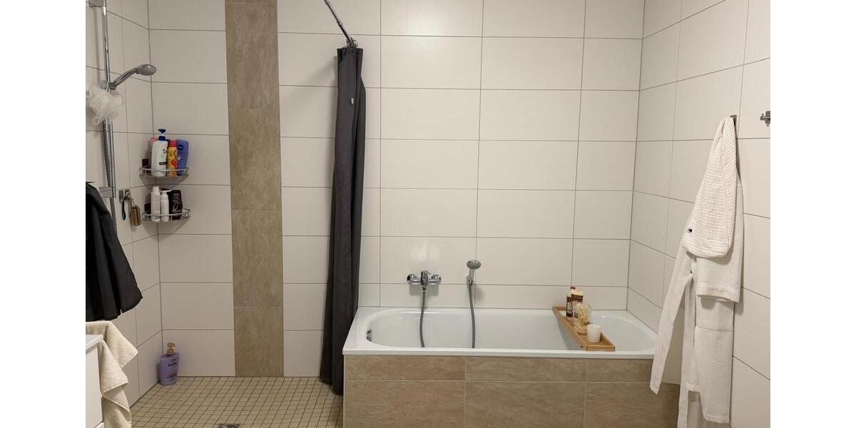 Etagenwohnung Paderborn - 2 Zimmer, 75 m&sup2;, 835&euro; | Angebot:26048122