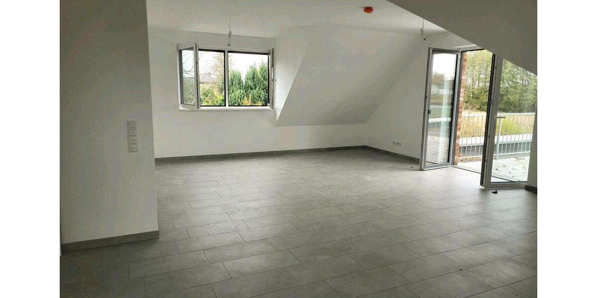 Dachgeschoßwohnung Langenberg - 2 Zimmer, 93 m&sup2;, 950&euro; | Angebot:25131174