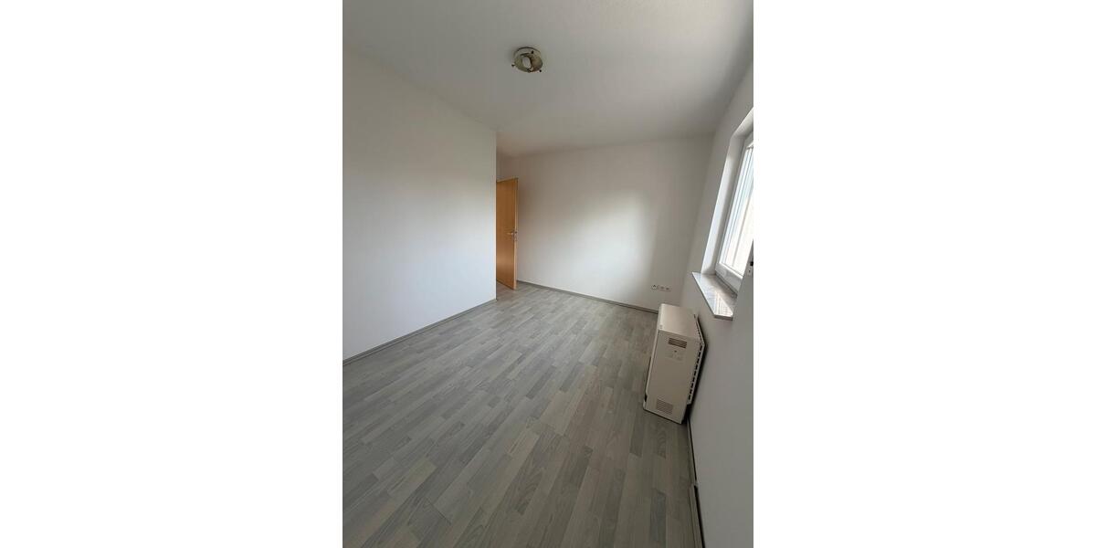 Etagenwohnung Erwitte - 4 Zimmer, 93 m&sup2;, 920&euro; | Angebot:25976768