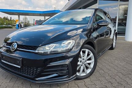 VW Golf 114.000 km 17.499 &euro; Salzkotten 33154