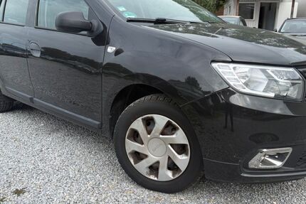 Dacia Logan 47.980 km 3.499 &euro; Paderborn 33106
