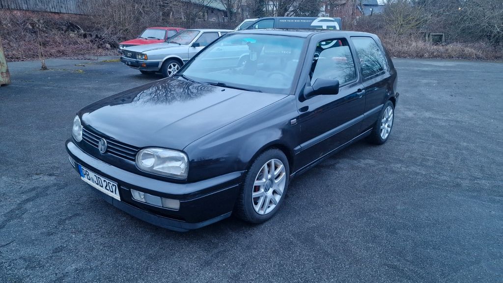 VW Golf 440.000 km 4.000 &euro; Salzkotten 33154