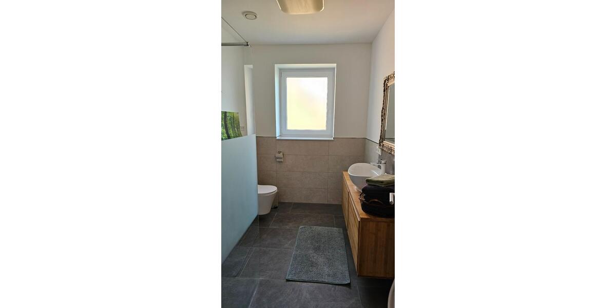 Etagenwohnung Paderborn - 2 Zimmer, 75 m&sup2;, 1.200&euro; | Angebot:24560362