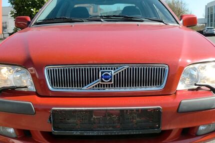 Volvo S40 193.000 km 600 &euro; Rheda-Wiedenbrück 33378