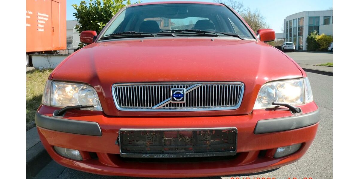Volvo S40 193.000 km 600 &euro; Rheda-Wiedenbrück 33378