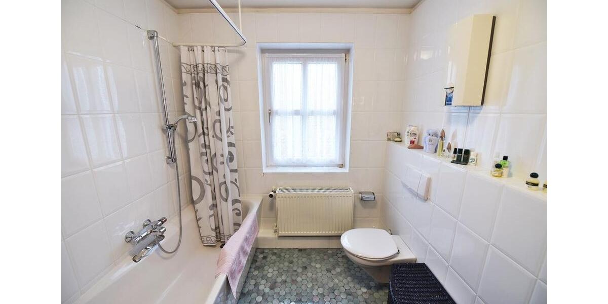 Etagenwohnung Bad Sassendorf - 2 Zimmer, 68 m&sup2;, 650&euro; | Angebot:26048099