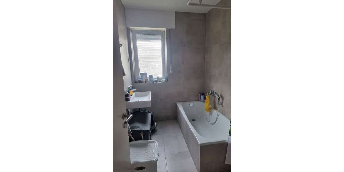 Etagenwohnung Lippstadt Garfeln - 4 Zimmer, 90 m&sup2;, 998&euro; | Angebot:25392161