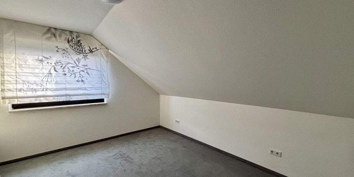 Etagenwohnung Paderborn Kernstadt - 4 Zimmer, 132 m&sup2;, 399.000&euro; | Angebot:26715453