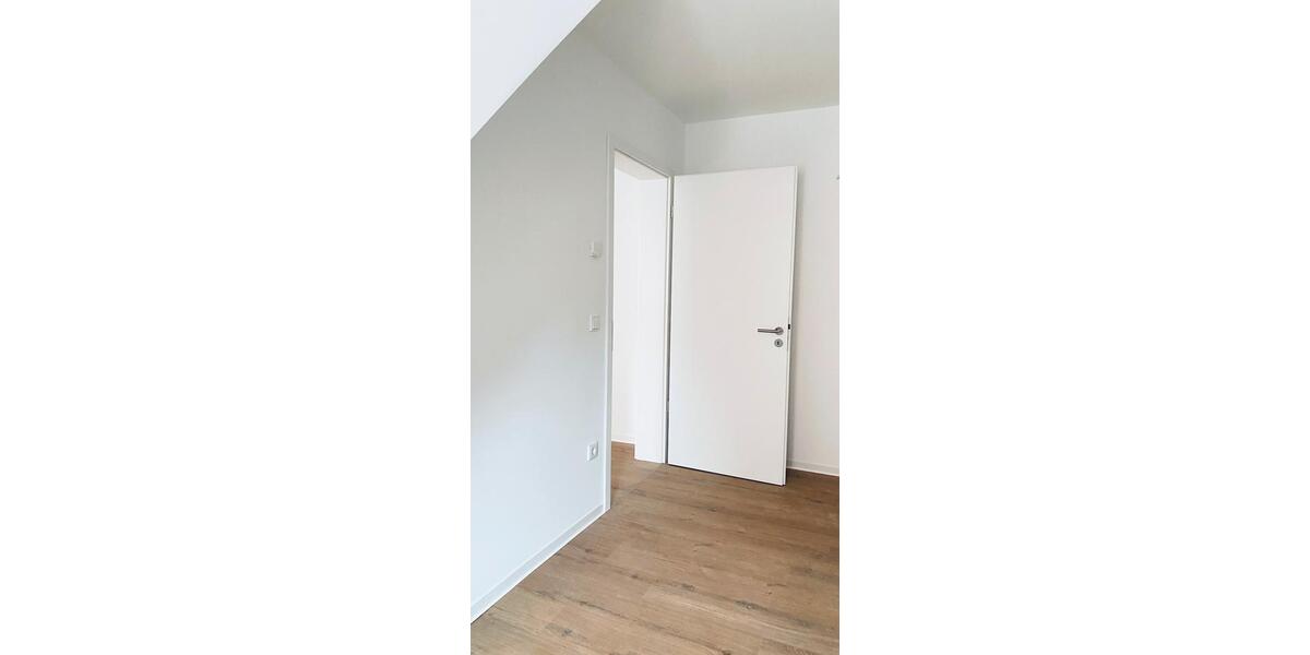 Dachgeschoßwohnung Paderborn - 2 Zimmer, 72 m&sup2;, 1.042&euro; | Angebot:26676319