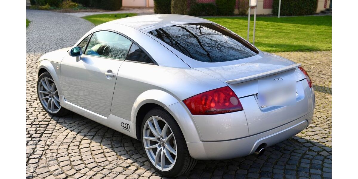 Audi TT 218.000 km 5.750 &euro; Rietberg 33397