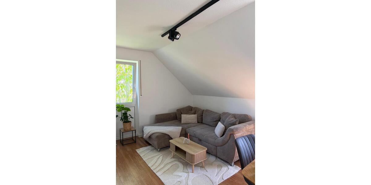 Dachgeschoßwohnung Lippstadt - 3 Zimmer, 81 m&sup2;, 1.065&euro; | Angebot:26420330