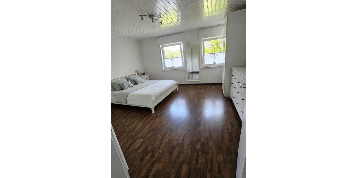 Doppelhaushälfte Verl - 5 Zimmer, 170 m&sup2;, 1.350&euro; | Angebot:26656494
