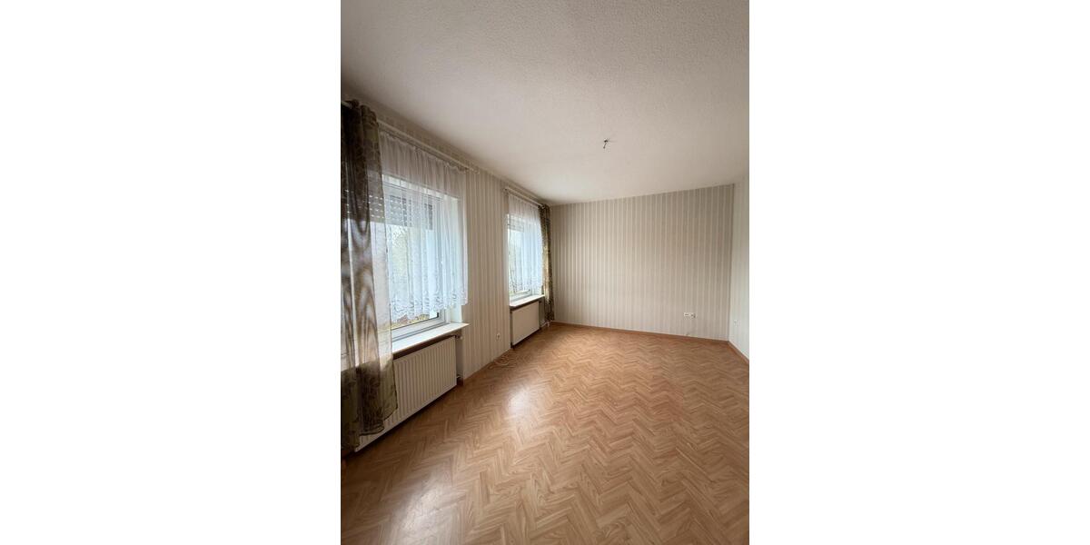 Einfamilienhaus Lippetal - 8 Zimmer, 230 m&sup2;, 350.000&euro; | Angebot:26329281