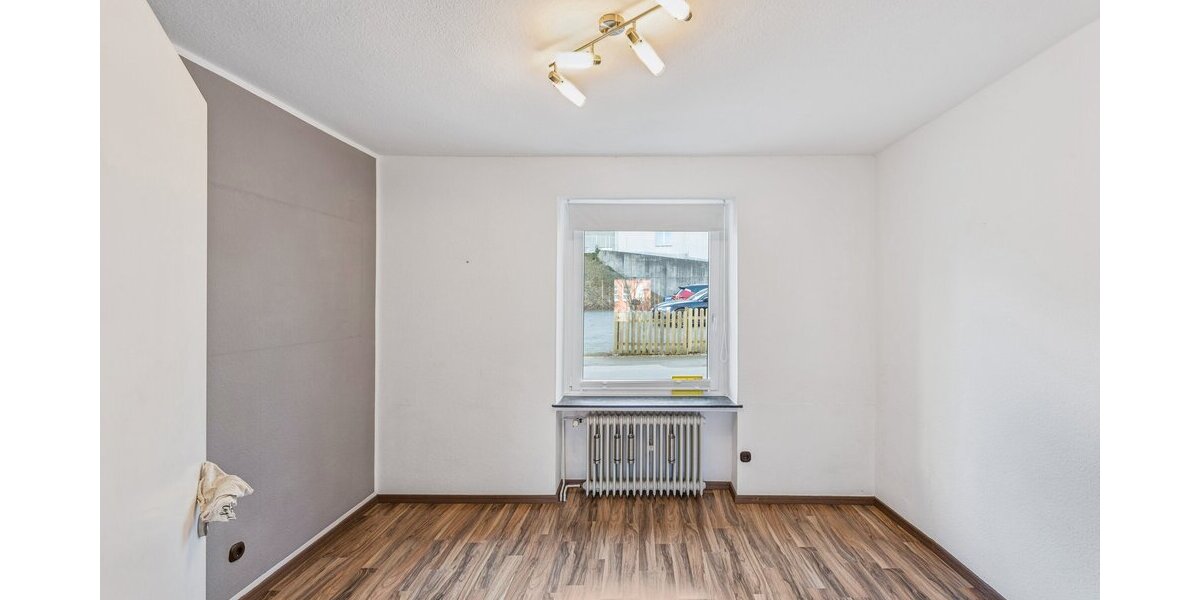 Zweifamilienhaus mit Potenzial – ideal für Mehrgenerationenwohnen oder Kapitalanlage - Einfamilienhaus Warstein | Angebot:25857972