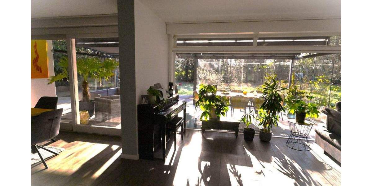 Einfamilienhaus Lippstadt Bad Waldliesborn - 8 Zimmer, 240 m&sup2;, 850.000&euro; | Angebot:25850608