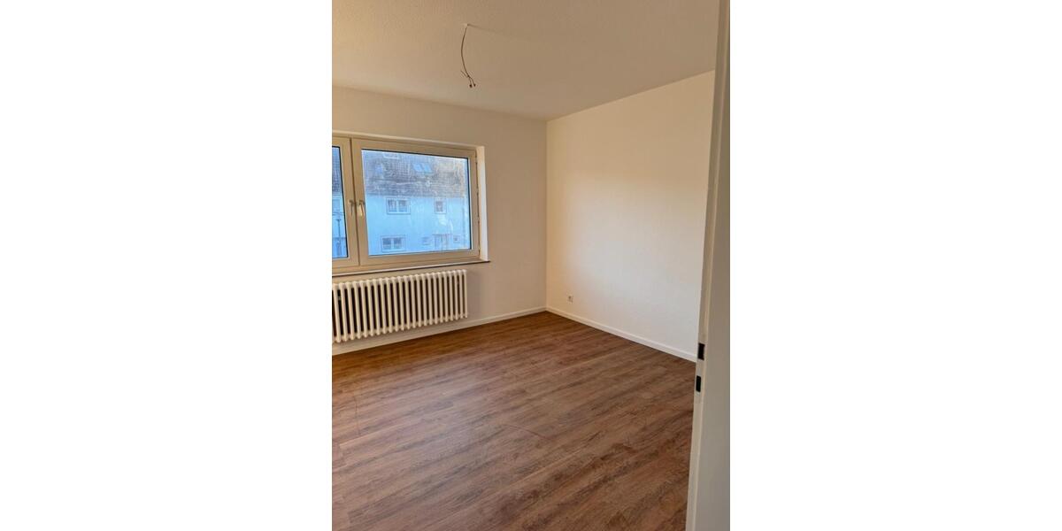 Reihenhaus Lippstadt Overhagen - 6 Zimmer, 151 m&sup2;, 1.450&euro; | Angebot:25795324