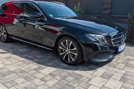 Mercedes-Benz E 300 72.000 km 30.900 &euro; Paderborn 33100